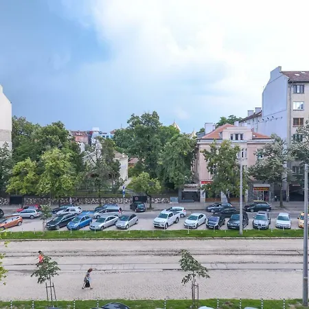 Visit Macedonia Square By Flat Mаnager София